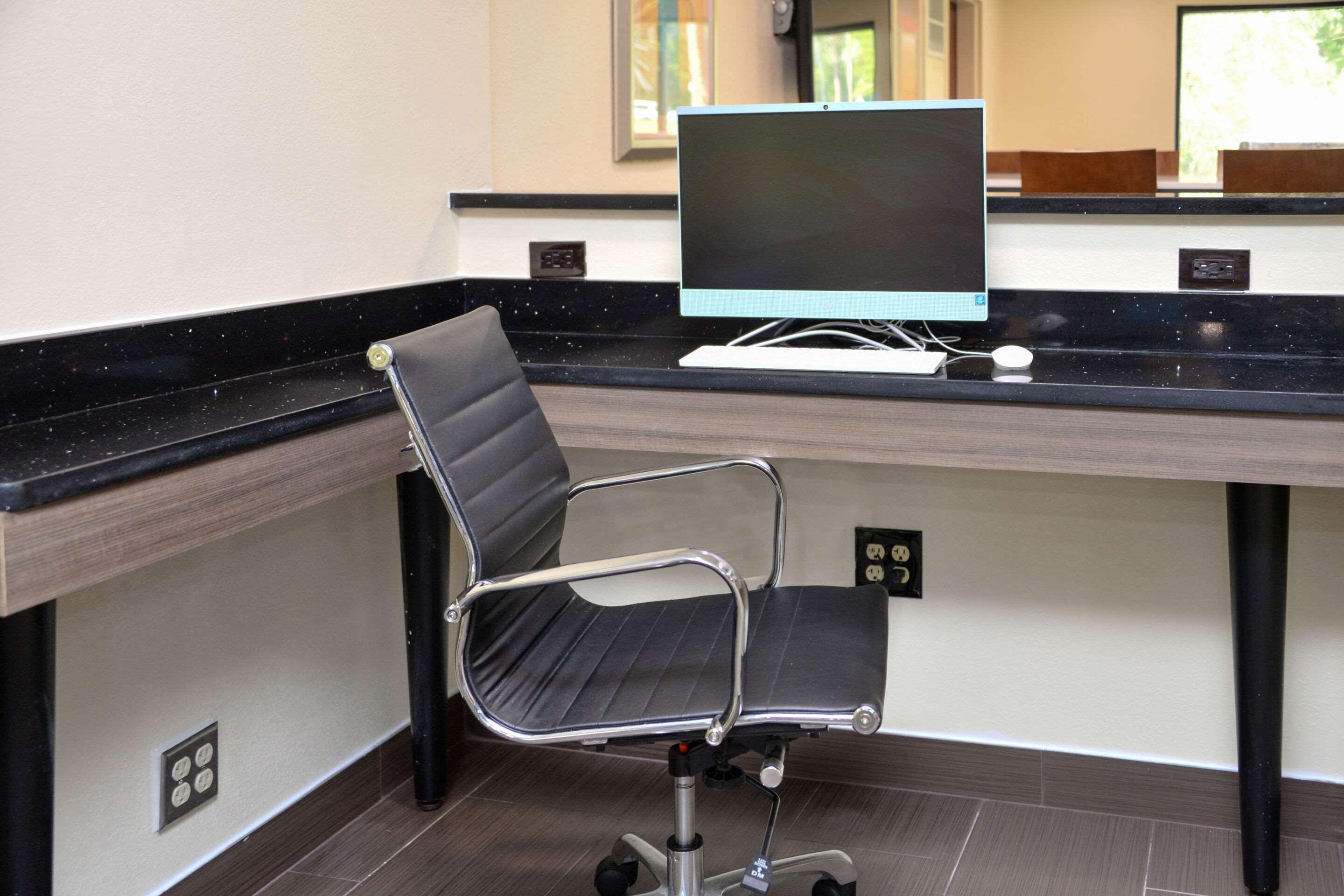 Clarion Pointe Savannah Gateway I-95 Екстериор снимка