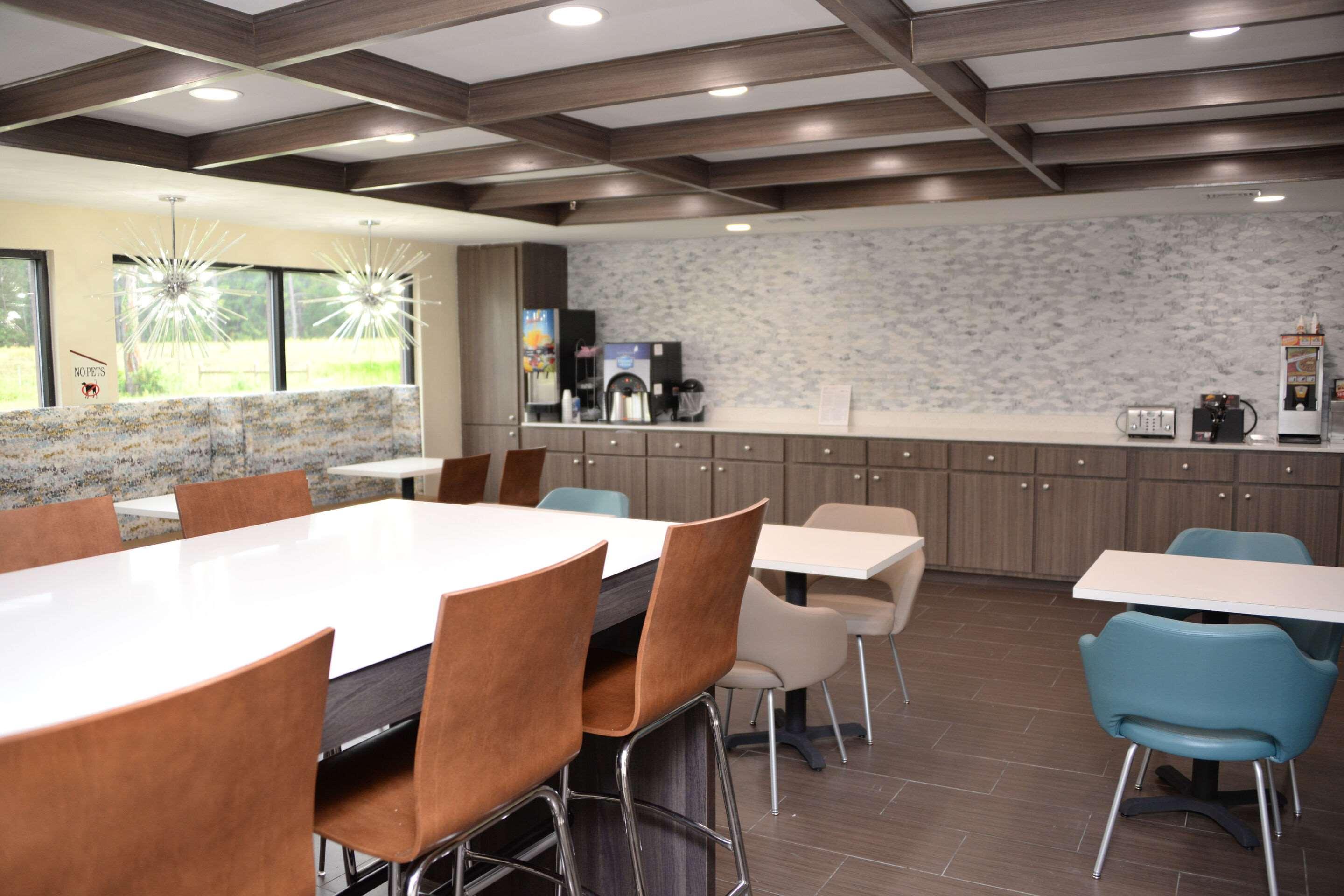 Clarion Pointe Savannah Gateway I-95 Екстериор снимка