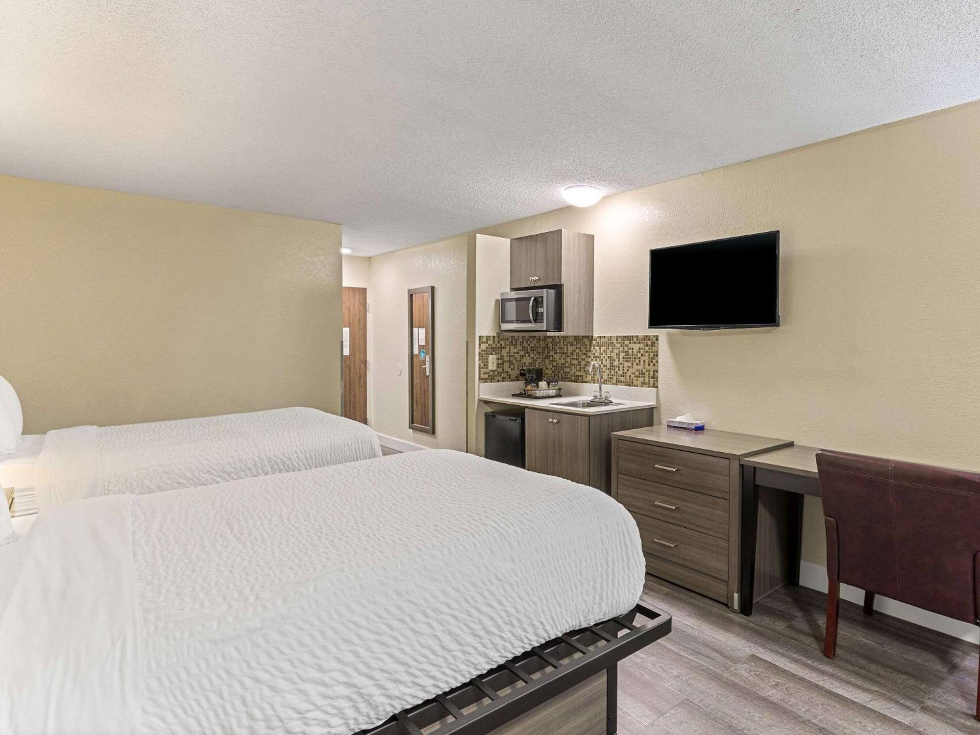Clarion Pointe Savannah Gateway I-95 Екстериор снимка
