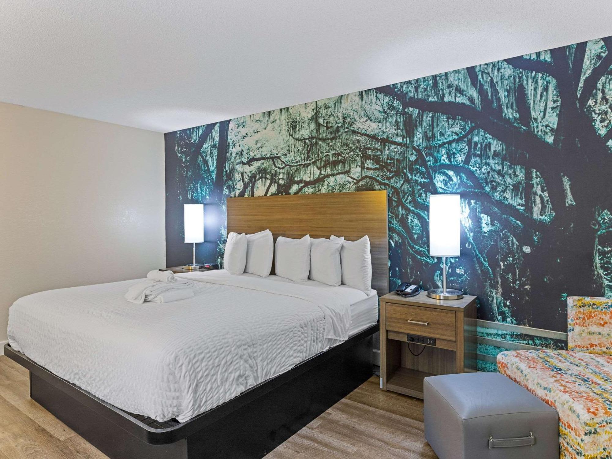 Clarion Pointe Savannah Gateway I-95 Екстериор снимка